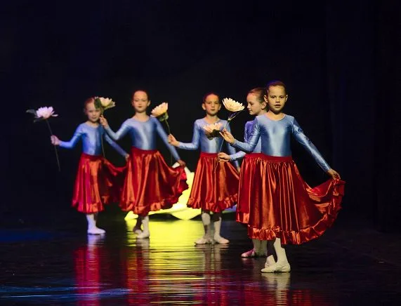 Widowisko baletowe „A dlaczego nie” w Regionalnym Centrum Kultur Pogranicza