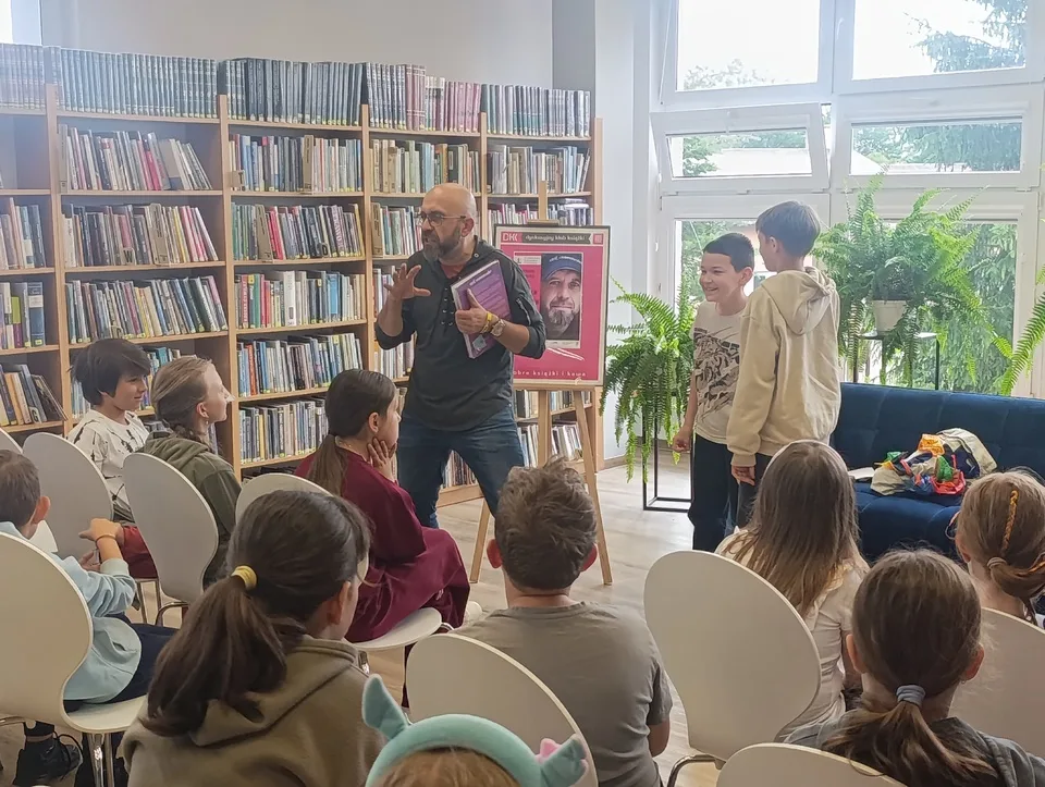 Spotkanie autorskie z Robertem Maciągiem w Krośnie