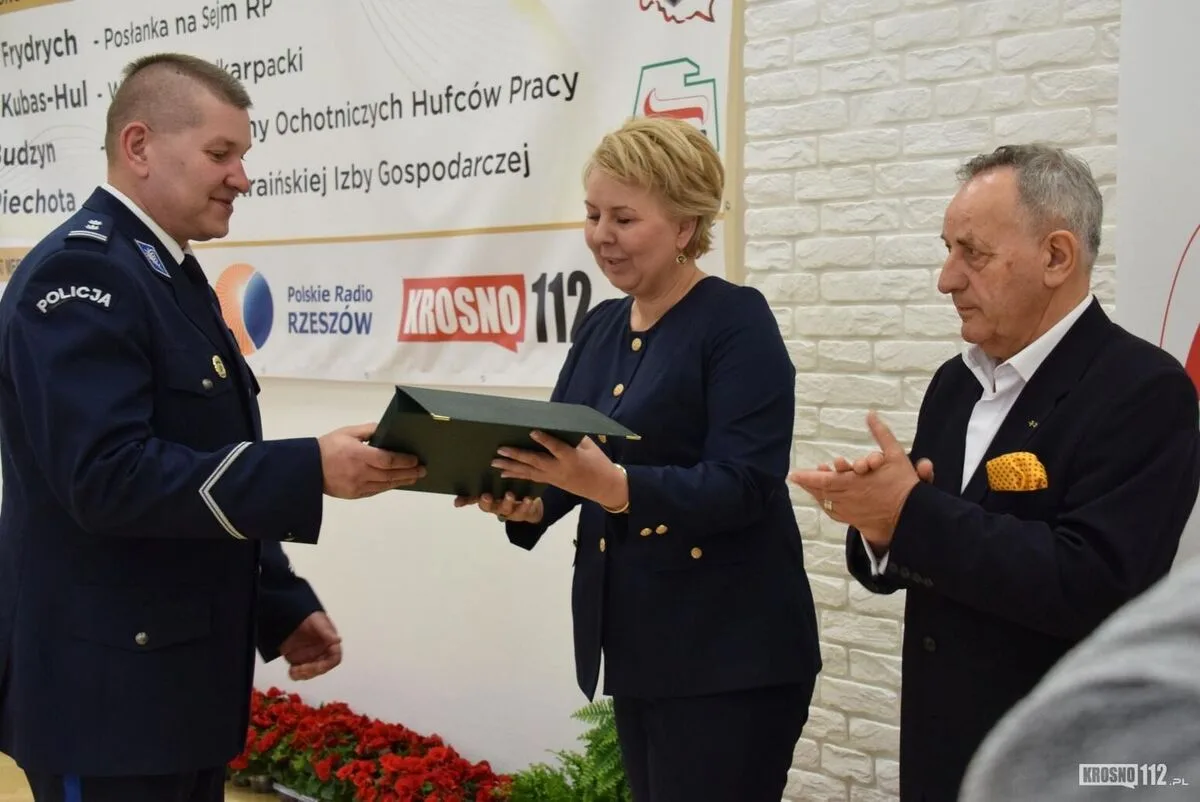 Komendant Miejski Policji w Krośnie nagrodzony na gali „Osobowość Roku 2025”