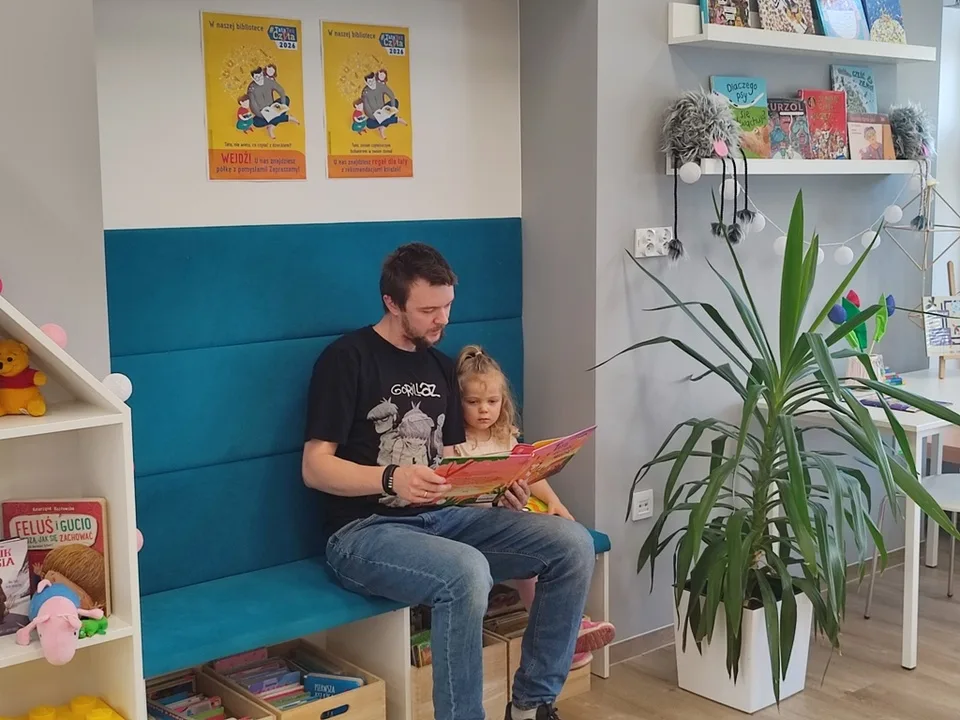 Spotkanie z okazji akcji „Tata Też Czyta” w Filii nr 4 KBP